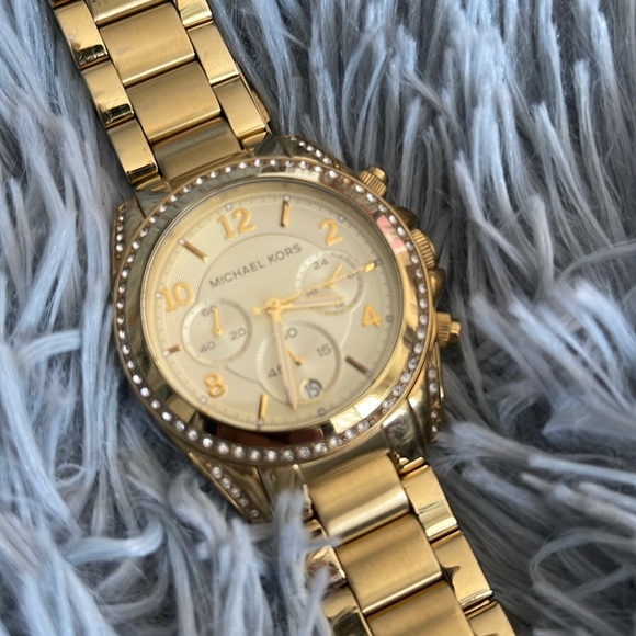 Gold Michael Kors Watch - Picture 2 of 6